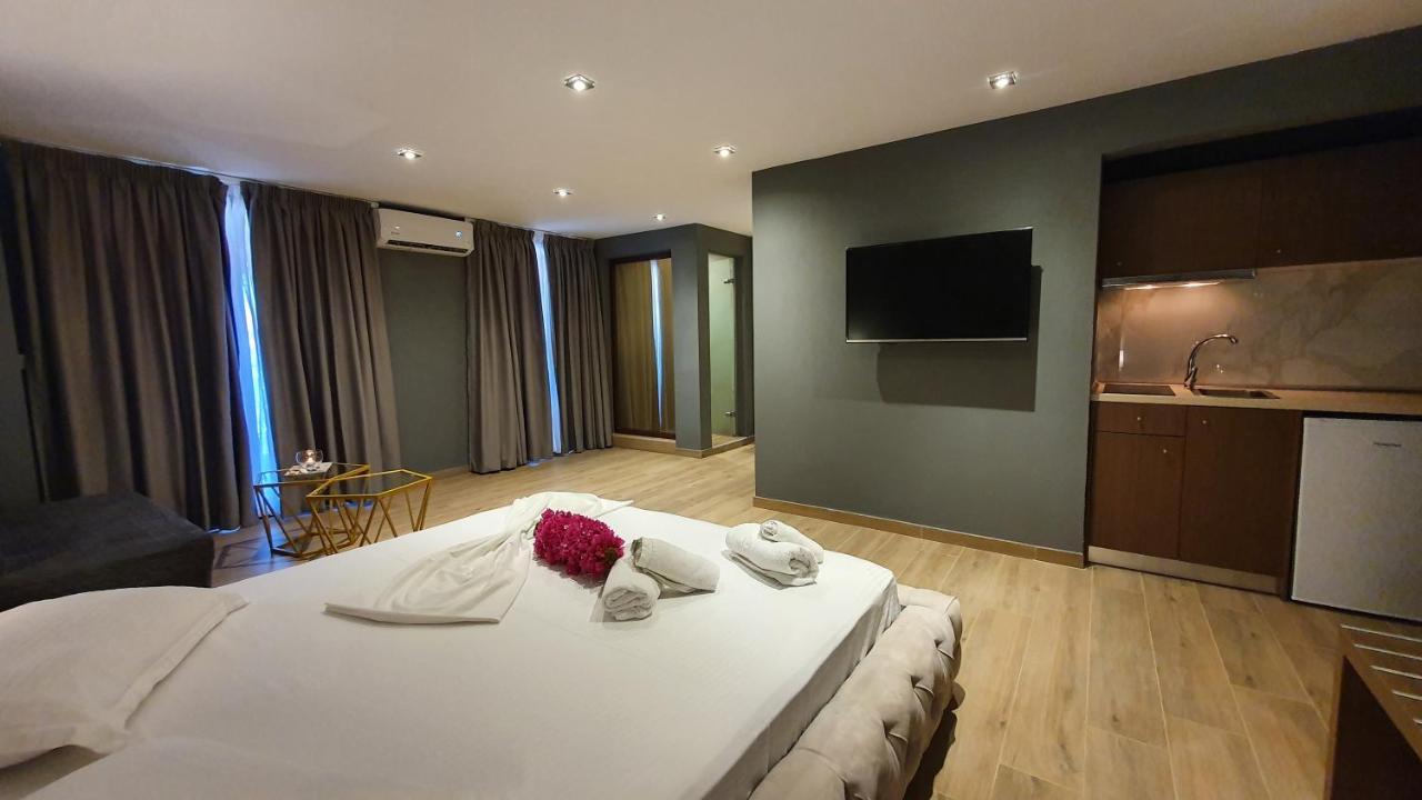 Hotel Viky Сарти Экстерьер фото