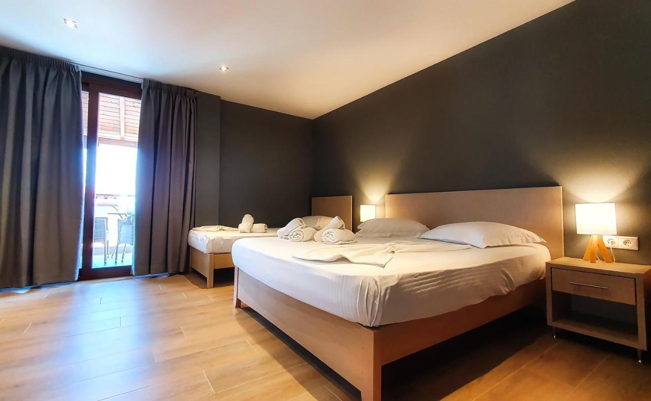 Hotel Viky Сарти Экстерьер фото