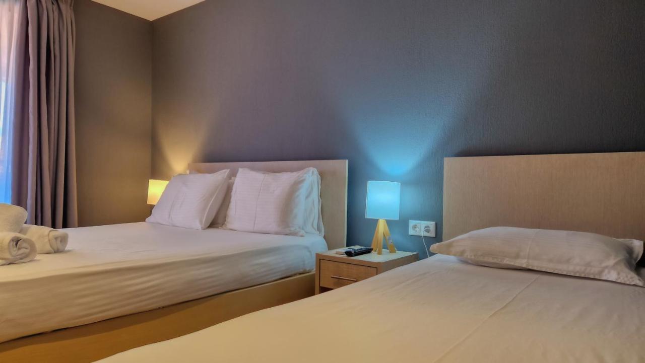 Hotel Viky Сарти Экстерьер фото