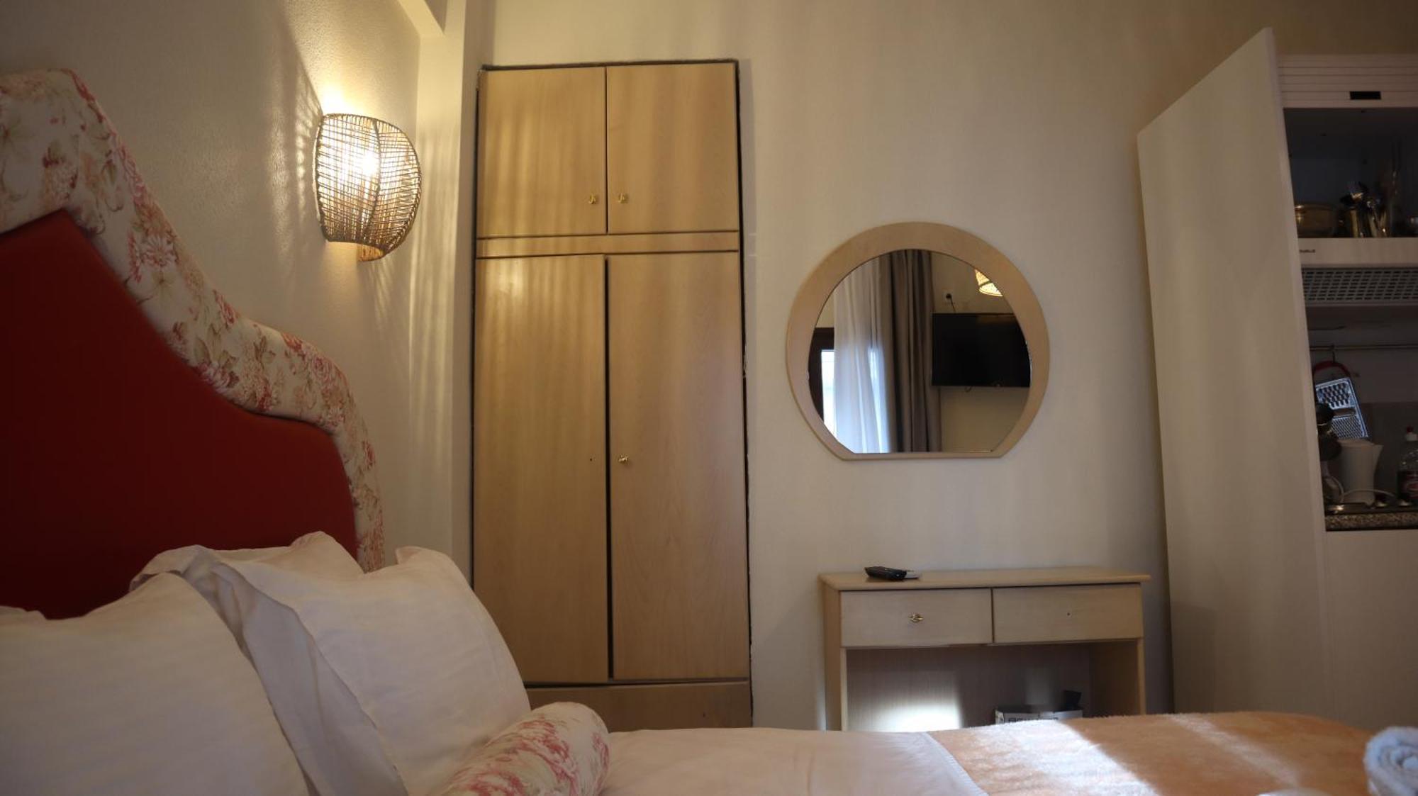 Hotel Viky Сарти Экстерьер фото